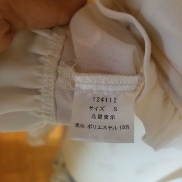 Innocent World Rose Lace Frill Lolita Blouse - Picture 6 of 7